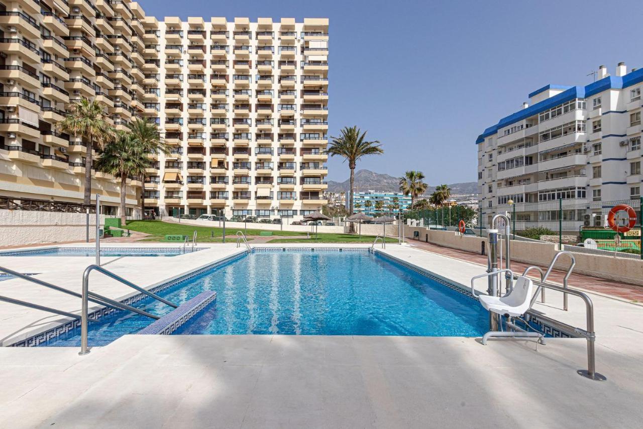 Beachfront With Spectacular Views And Swimming Pool Benalmádena Eksteriør billede