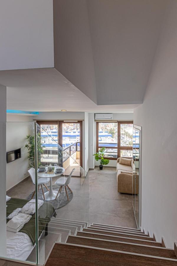 Beachfront With Spectacular Views And Swimming Pool Benalmádena Eksteriør billede