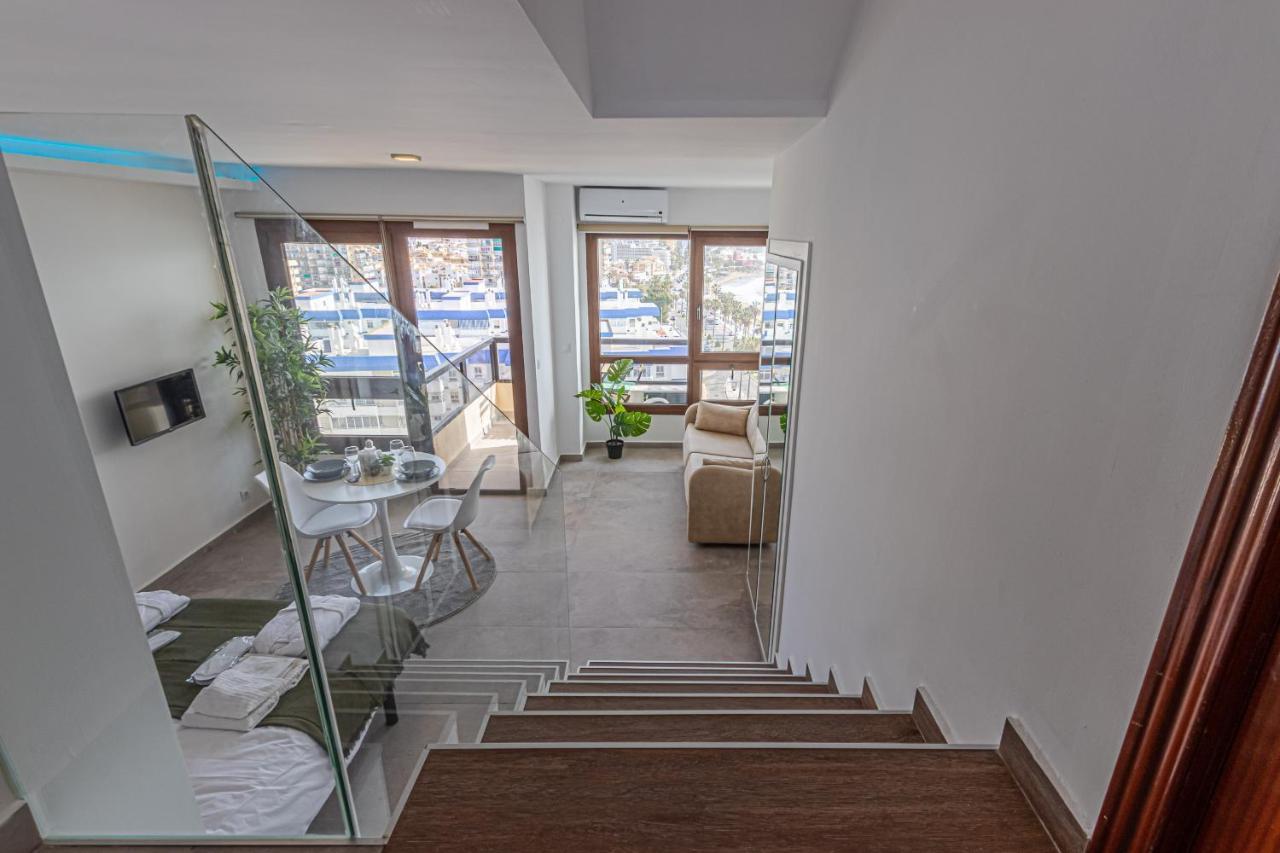 Beachfront With Spectacular Views And Swimming Pool Benalmádena Eksteriør billede